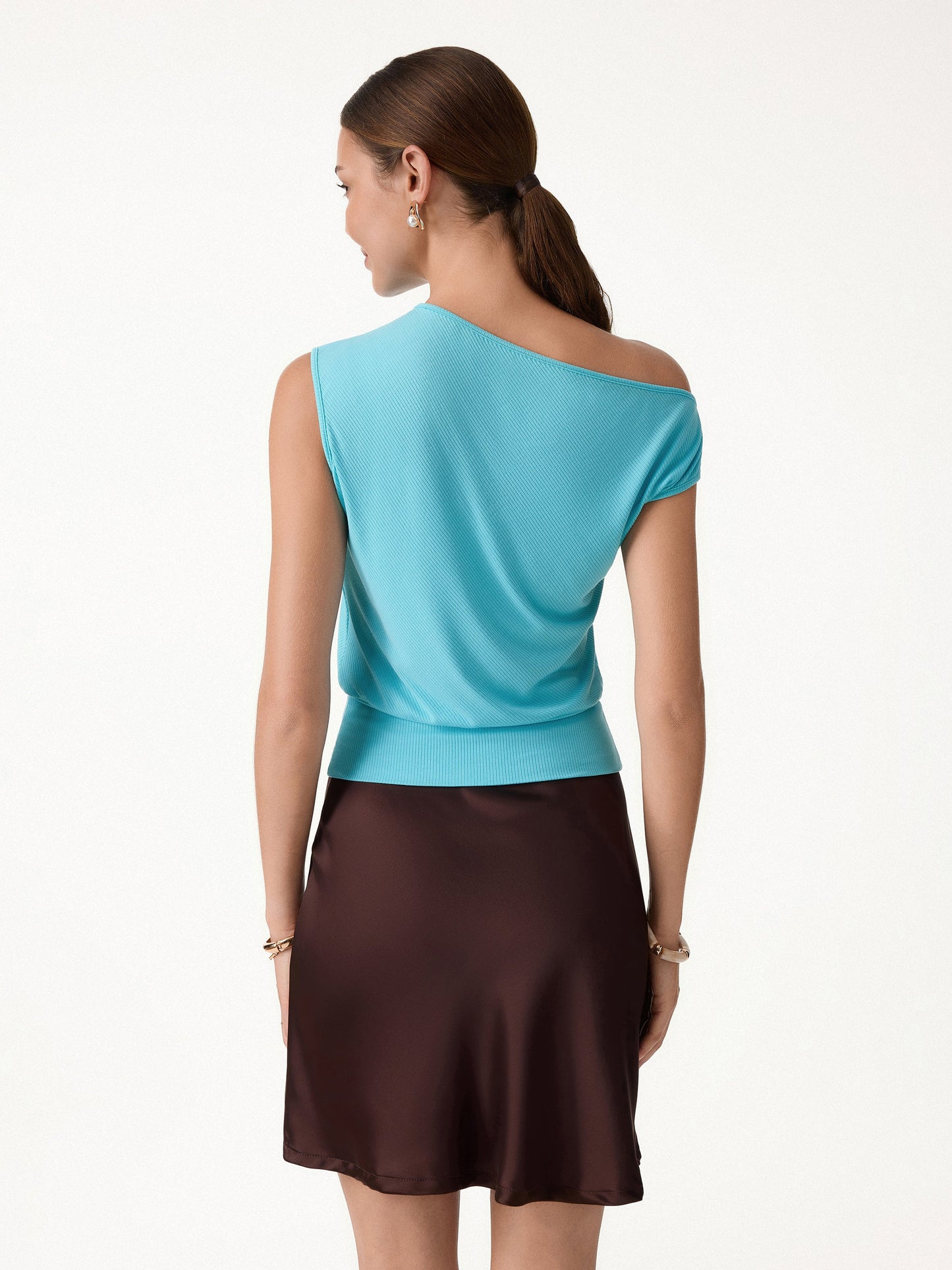Top Asimmetrico con Orlo a Fascia