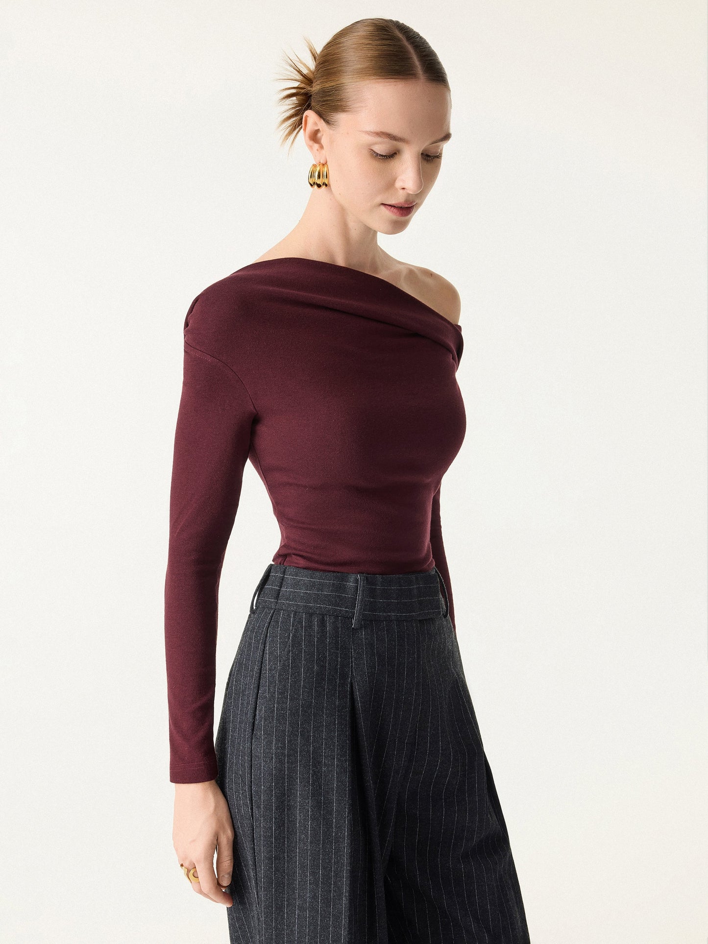 Top Multi-Look a Collo Versatile e Manica Lunga