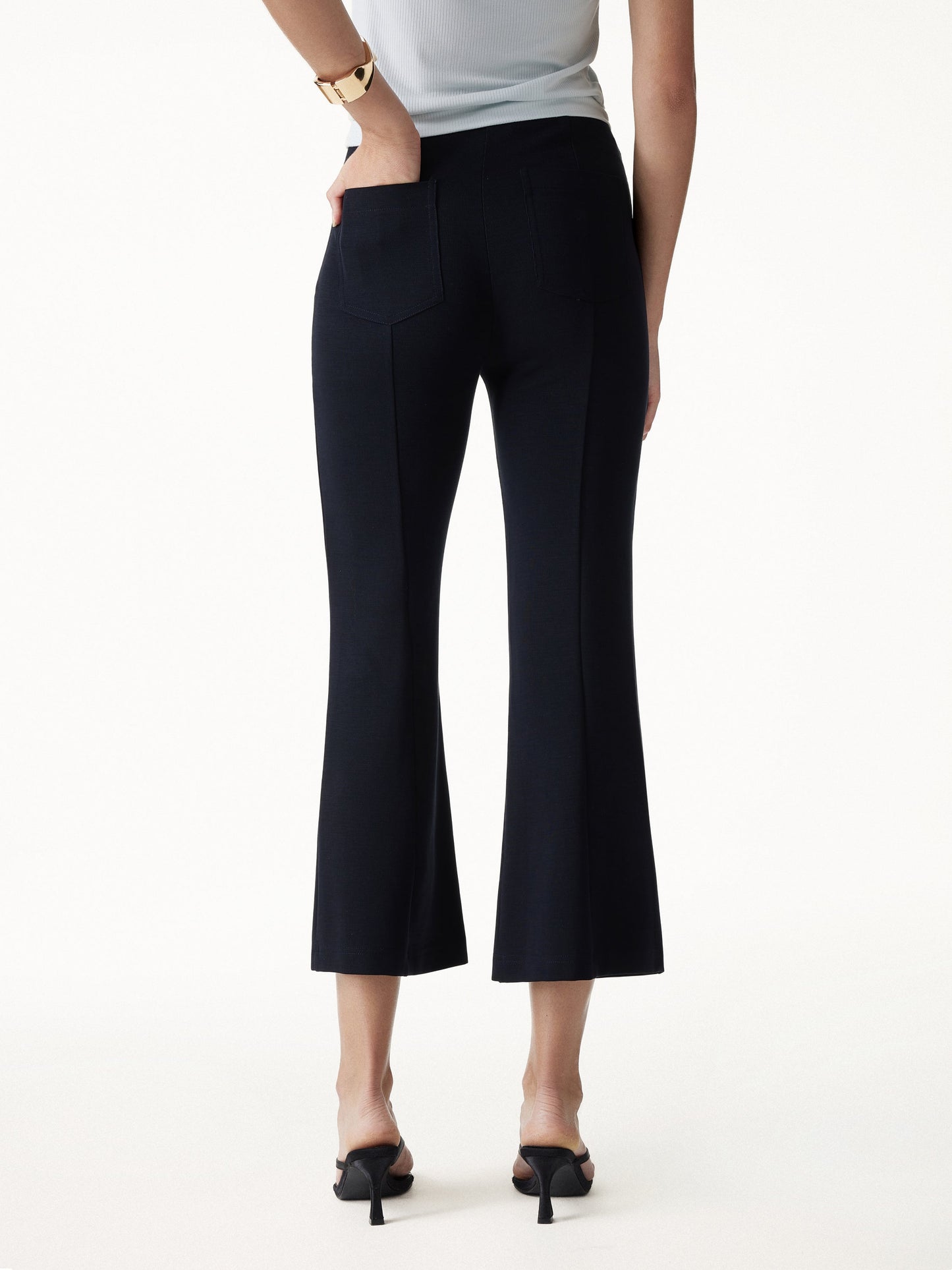 Pantalone Sabbiato a Vita Alta con Gamba Svasata