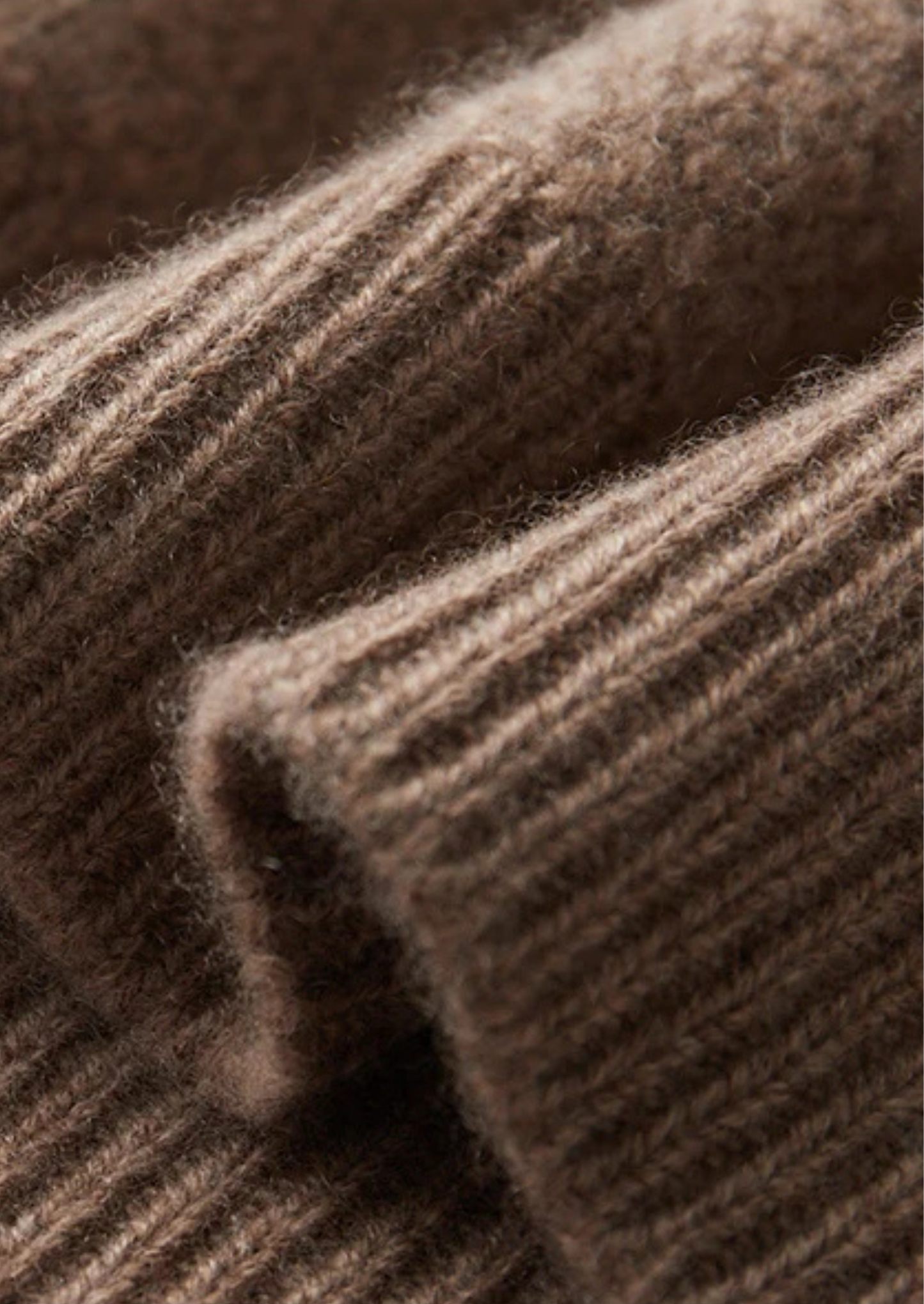 Men's Cable Knit Crew Neck Sweater - Cozy Winter Essential