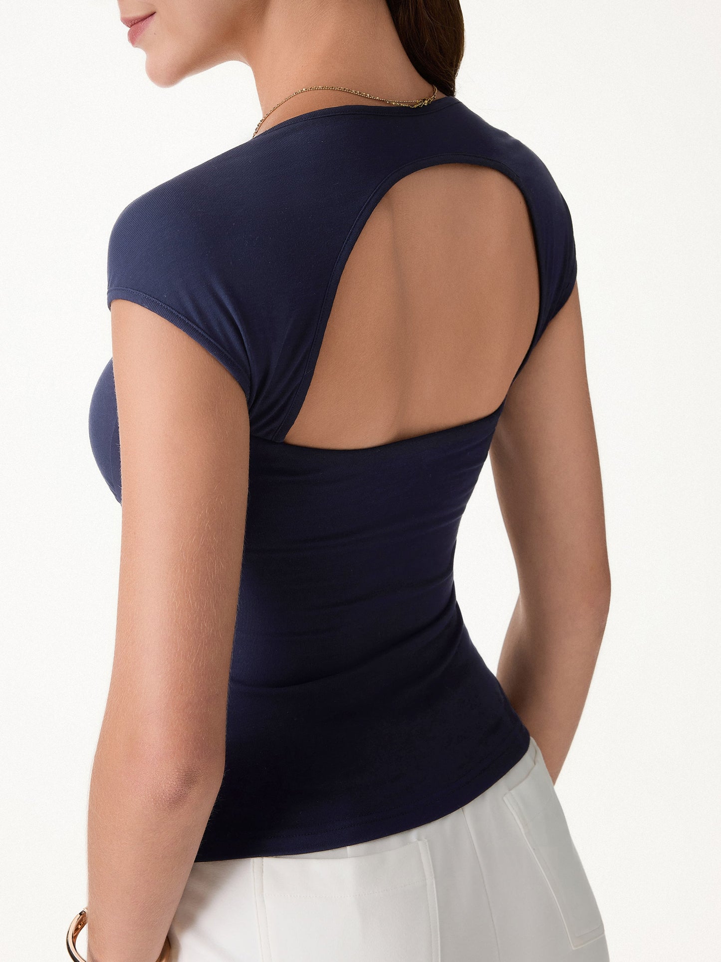 Set 2 Pezzi: Top Schiena Scoperta e Gonna Midi