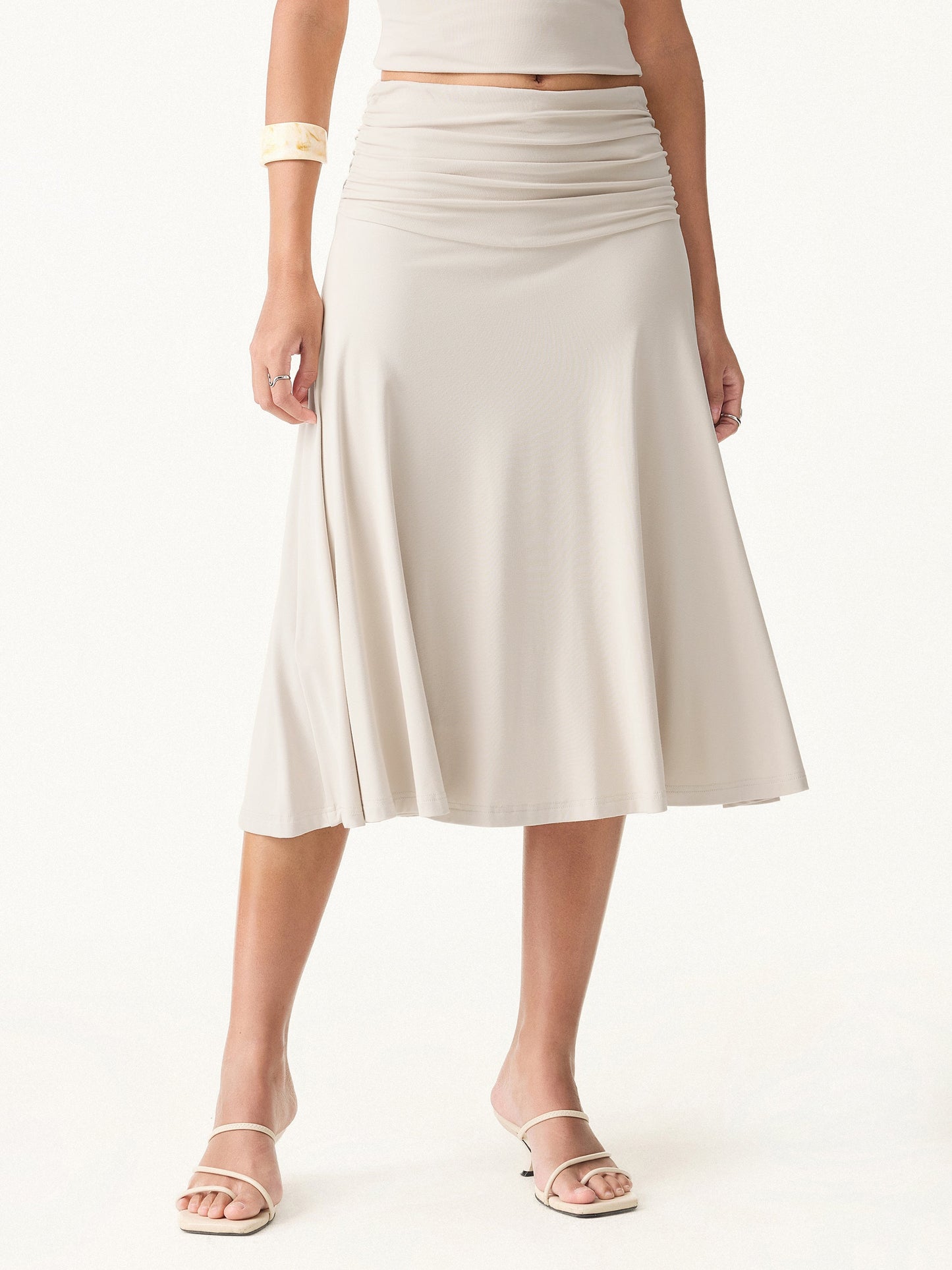 Set 2 Pezzi: Top Halter e Gonna Midi a Trapezio